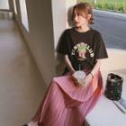 Set : Short-sleeve T-shirt + Accordion Pleat Skirt