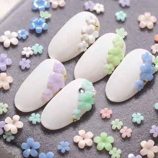 Set Of 50: Flower Nail Art Decoration