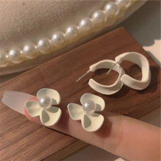 Sterling Silver Open Hoop Earring / Flower Stud Earring