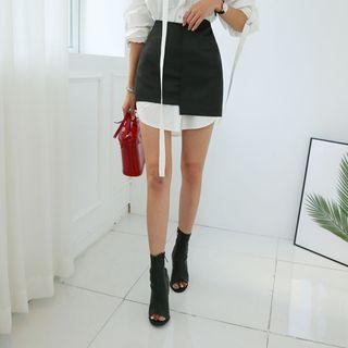 Cutout Asymmetric Mini Skirt