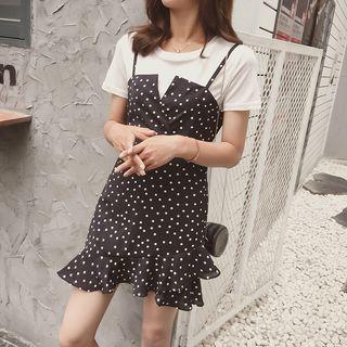 Set: Short-sleeve T-shirt + Dotted Spaghetti-strap Minidress