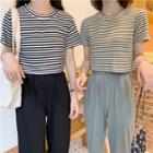 Short-sleeve Striped Crew-neck T-shirt/plain High-waist Loose-fit Pants