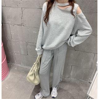 Cutout Sweatshirt / Pants