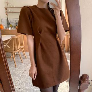Short-sleeve Pintuck-waist Dress