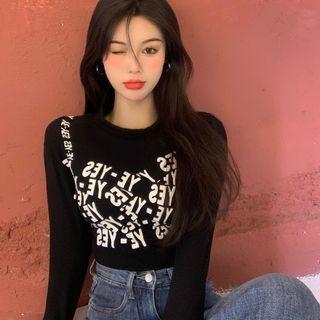 Long-sleeve Turtleneck Lettering Print Top