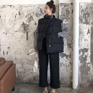 Turtleneck Sweater / Padded Vest / Wide Leg Pants