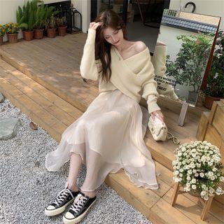 Long Sleeve Cross Strap Plain Sweater / Asymmetrical Layered A-line Skirt