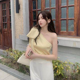 One-shoulder Bow Blouse