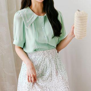 Crochet-trim Sailor-collar Pleated Blouse