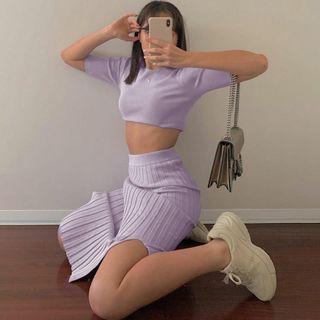Set: Short-sleeve Knit Top + Midi Fitted Skirt