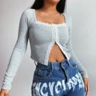 Lace Trim Cropped T-shirt