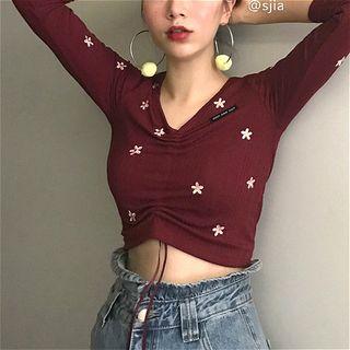 Long Sleeve Floral Printed V-neck Cropped Top