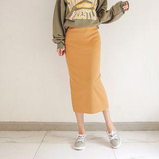 Colored Long Knit Skirt