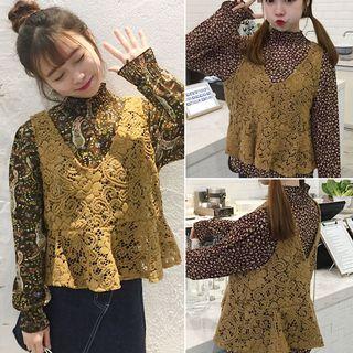 Set: Floral Print Mock Neck Long Sleeve Top + Crochet Vest