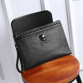 Skull-accent Clutch