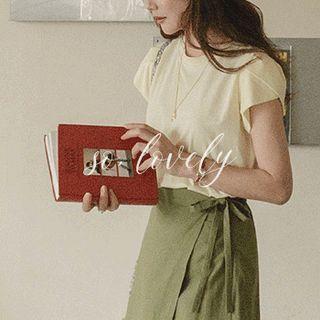 Crew-neck Tulip-sleeve Top