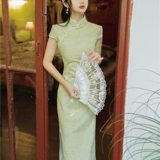 Short-sleeve Embroidered Qipao Sheath Dress