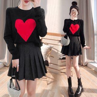Set: Heart Print Sweater + Pleated Mini A-line Skit