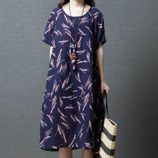 Printed Short-sleeve Crew-neck Dress