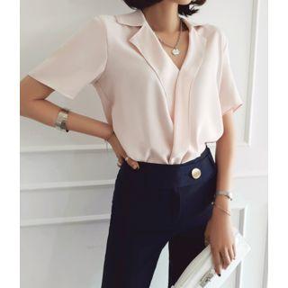 Open-placket Collar-detail Blouse