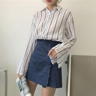 Striped Long-sleeve Shirt / Plain Frilled Skirt