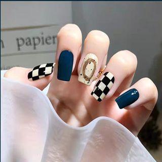 Checker Faux Nail Tips R294 - Black & Black & White - One Size