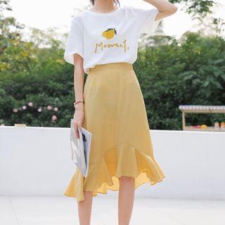 Set: Short-sleeve Fruit Embroidered T-shirt + Gingham Midi Skirt