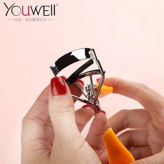Eyelash Curler Tool