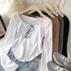 Asymmetrical Round-neck Long-sleeve T-shirt