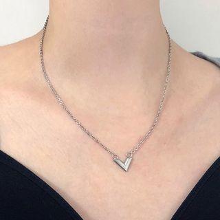 Letter V Necklace Silver - One Size