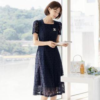 Square-neck Flared Long Lace Dress