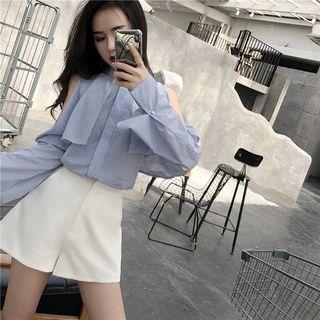 Off-shoulder Striped Shirt / A-line Shorts