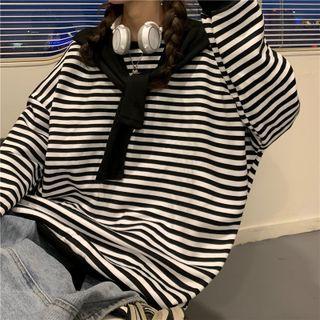 Set: Striped Sweatshirt + Scarf