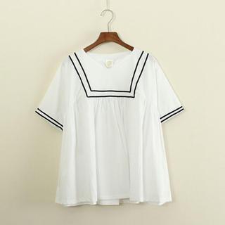 Short-sleeve Striped Trim Top