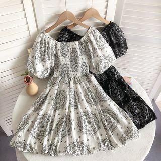 Short-sleeve Square Neck Print A-line Dress