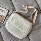 Furry Messenger Bag Off-white - One Size