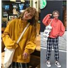 Loose-fit Pullover / Plaid Cropped Pants