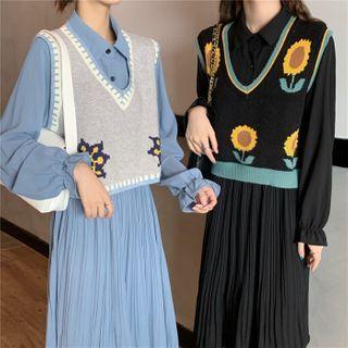 Knit Vest / Long-sleeve Pleated Dress