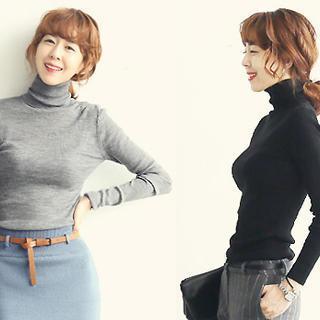 Turtleneck Rib-knit Sweater