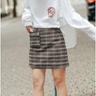 Set: Plaid Mini A-line Skirt + Pouch