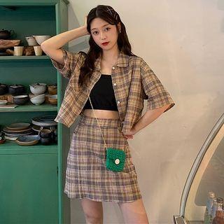 Elbow-sleeve Plaid Shirt / A-line Skirt