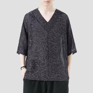Elbow-sleeve V-neck Pattern T-shirt