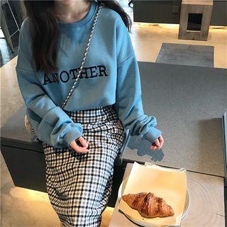 Lettering Sweatshirt / Plaid Midi A-line Skirt
