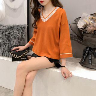 V-neck Contrast Trim 3/4-sleeve Sweater