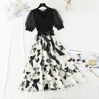Short-sleeve Knit Panel A-line Dress