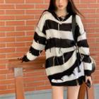 Long-sleeve T-shirt / Distressed Striped Sweater
