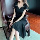 Contrast Trim Short-sleeve Fish Tail Midi Dress