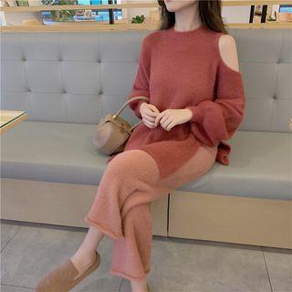 Plain Off-shoulder Loose-fit Sweater / Plain Cropped Pants