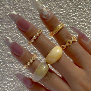 Set Of 6: Rhinestone Ring + Acrylic Ring 2734 - Set Of 6 - Gold - One Size