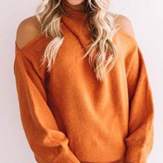 Cold Shoulder Twist-back Sweater